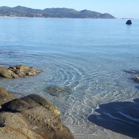 Ely's Flat Σπίτι διακοπών Villasimius