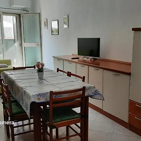 Ely's Flat Hébergement de vacances *